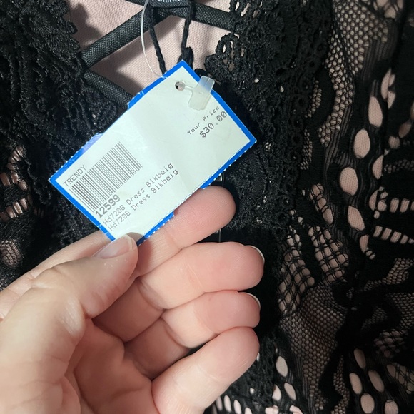 Chocolate Black Lace Dress - Picture 5 of 5